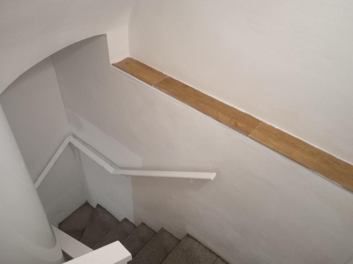 Habitacion Economica Con Bano Privado En Pleno Centro De Figueres Zewnętrze zdjęcie